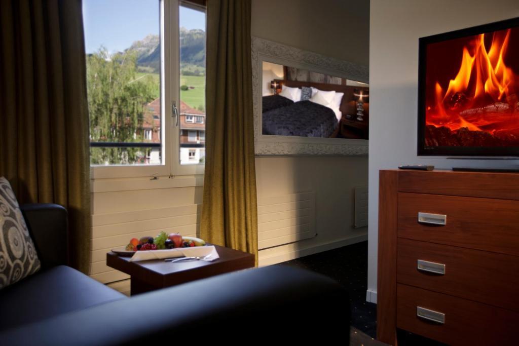Hotel Baeren Sigriswil Ruang foto